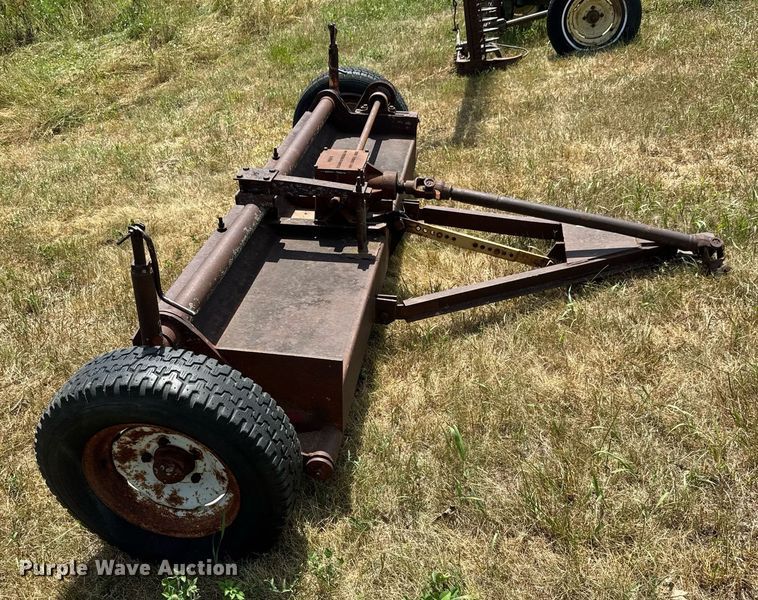 image for item DY0305 Brady Haymaker 1080 Hay crimper