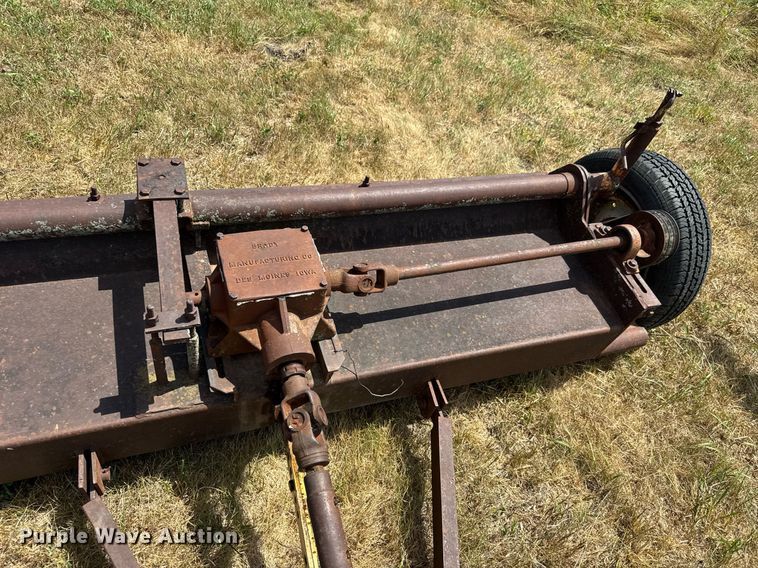 image for item DY0305 Brady Haymaker 1080 Hay crimper