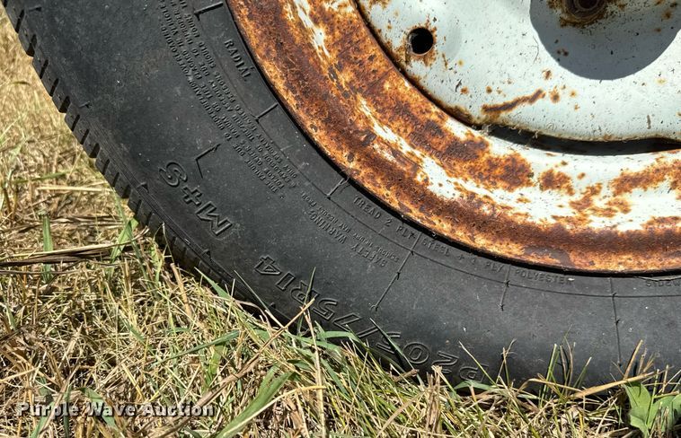 image for item DY0305 Brady Haymaker 1080 Hay crimper