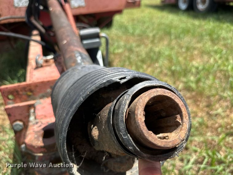 image for item DY0306 Gehl Scavenger II 315 Manure spreader