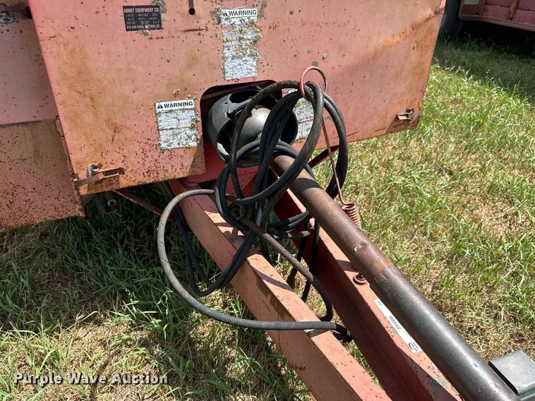 image for item DY0306 Gehl Scavenger II 315 Manure spreader