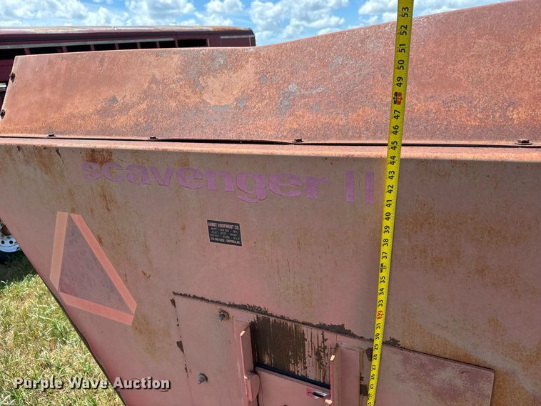 image for item DY0306 Gehl Scavenger II 315 Manure spreader