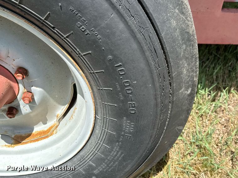 image for item DY0306 Gehl Scavenger II 315 Manure spreader