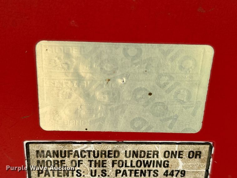 image for item DY0306 Gehl Scavenger II 315 Manure spreader