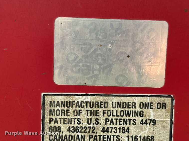 image for item DY0306 Gehl Scavenger II 315 Manure spreader