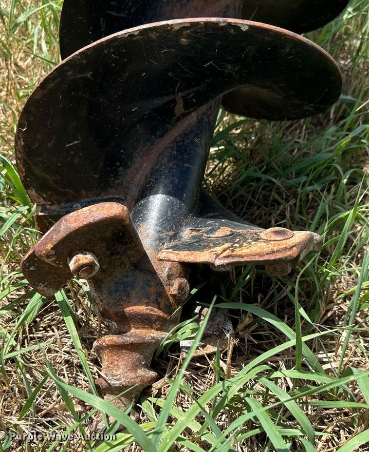 image for item DY0307 Bush Hog PHD2102 post hole auger