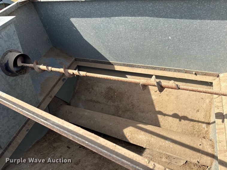 image for item DY0308 Gleaner F combine