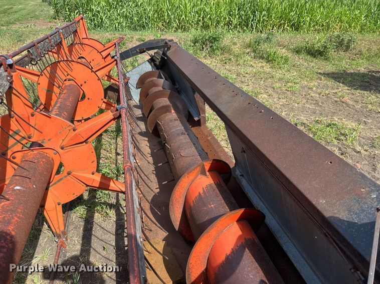 image for item DY0308 Gleaner F combine