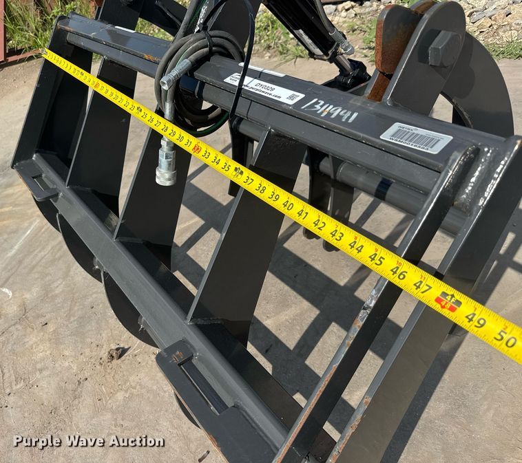 image for item DY0329 Ironcraft skid steer grapple rake