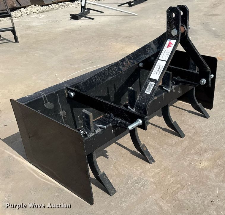 image for item DY0330 Tri-L 3PT-BB4 box blade