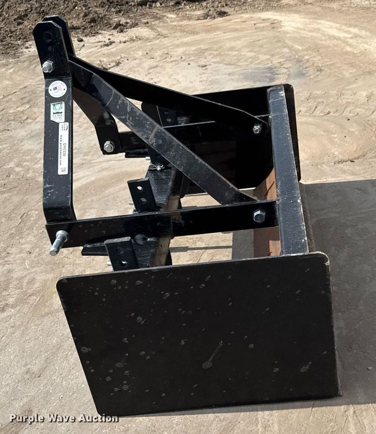 image for item DY0330 Tri-L 3PT-BB4 box blade