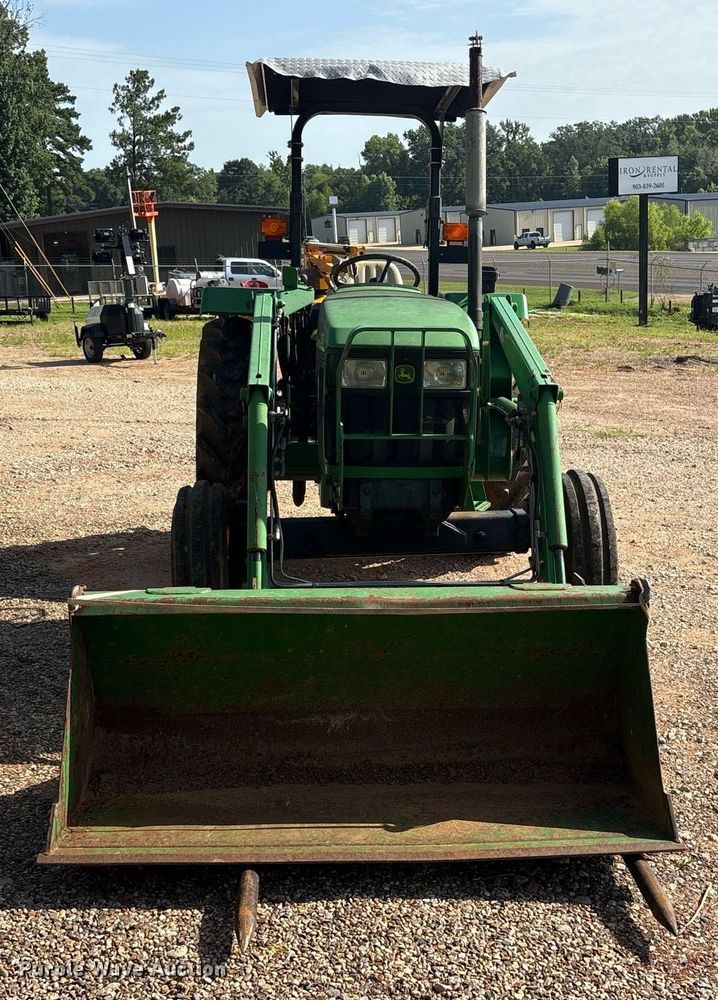 image for item DY0727 2005 John Deere 5103 tractor