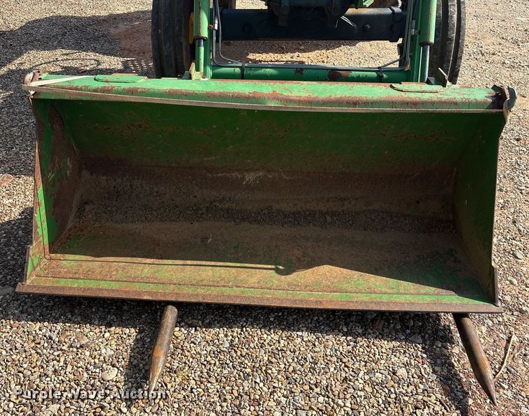 image for item DY0727 2005 John Deere 5103 tractor