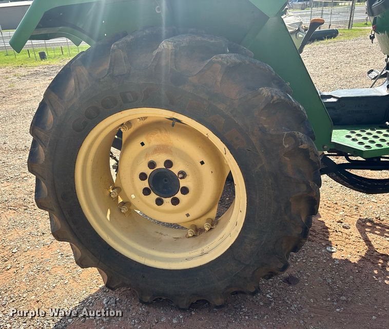 image for item DY0727 2005 John Deere 5103 tractor