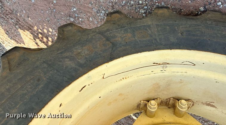 image for item DY0727 2005 John Deere 5103 tractor