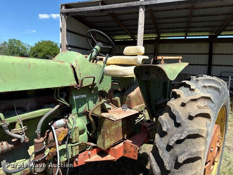 image for item DZ4216 John Deere 4010 tractor