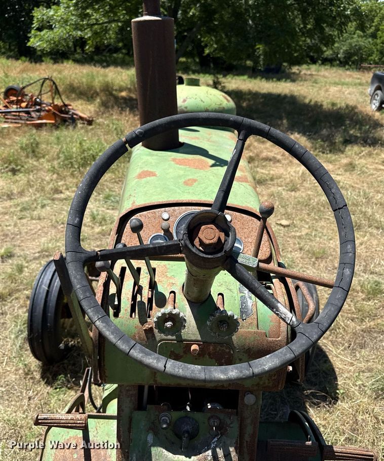 image for item DZ4216 John Deere 4010 tractor