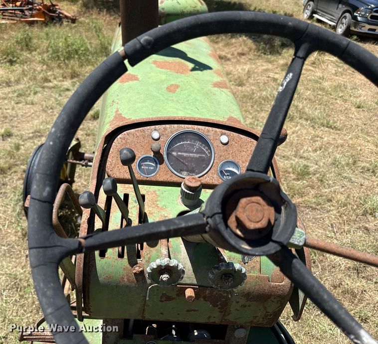 image for item DZ4216 John Deere 4010 tractor