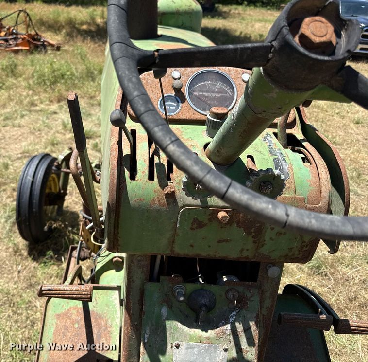 image for item DZ4216 John Deere 4010 tractor