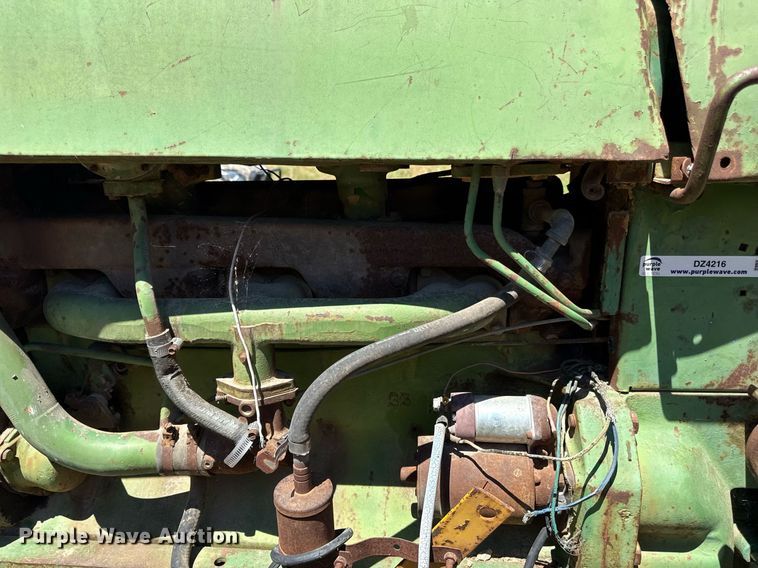 image for item DZ4216 John Deere 4010 tractor