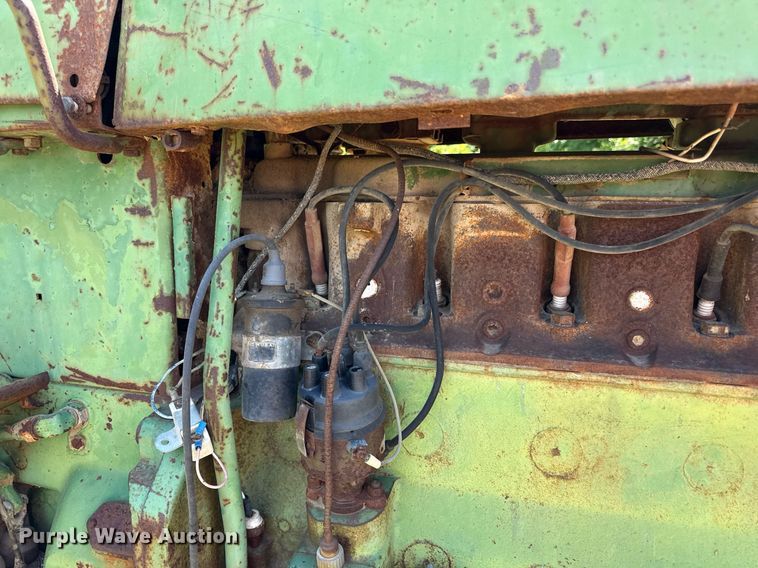 image for item DZ4216 John Deere 4010 tractor