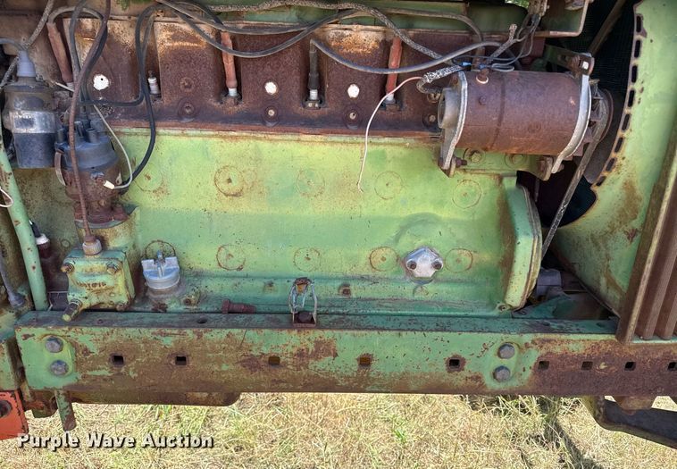 image for item DZ4216 John Deere 4010 tractor