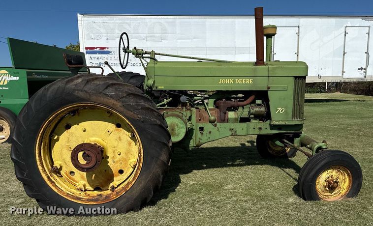 image for item DZ8584 John Deere 70 tractor