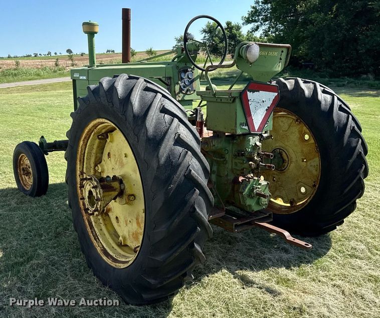 image for item DZ8584 John Deere 70 tractor