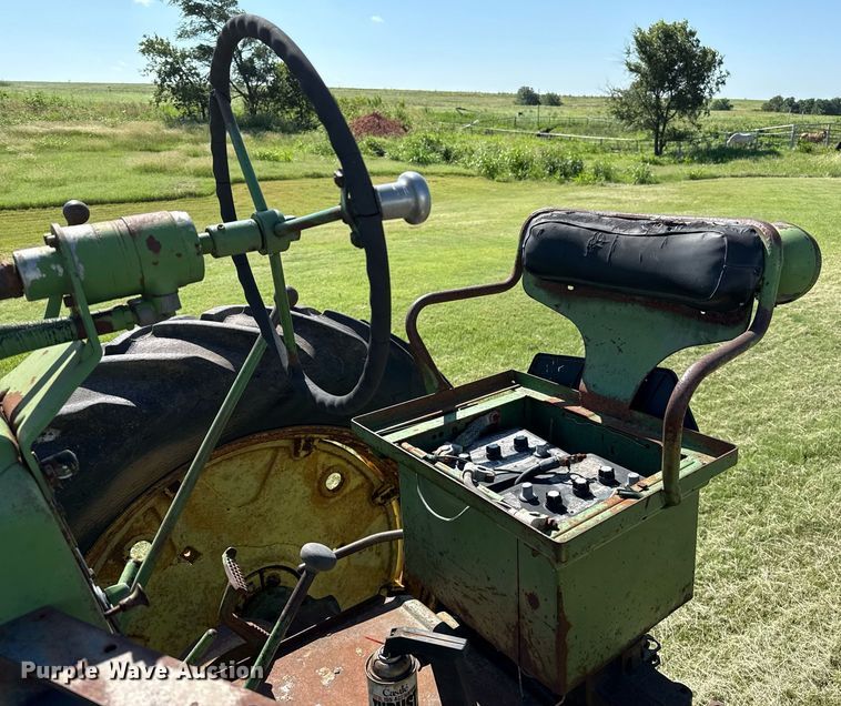 image for item DZ8584 John Deere 70 tractor