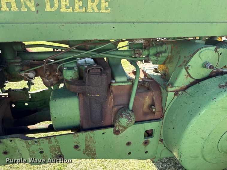 image for item DZ8584 John Deere 70 tractor