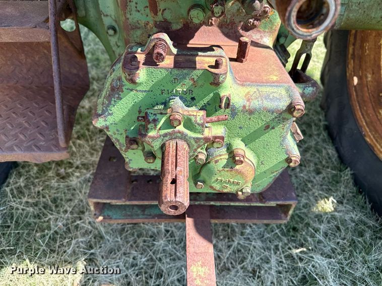 image for item DZ8584 John Deere 70 tractor