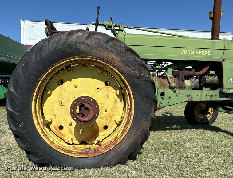image for item DZ8584 John Deere 70 tractor
