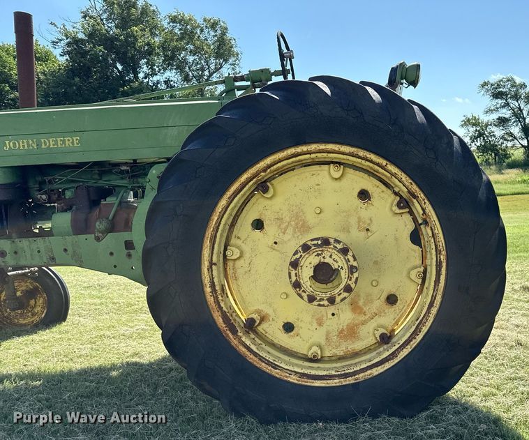 image for item DZ8584 John Deere 70 tractor