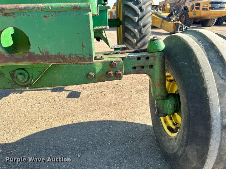 image for item EB2736 1978 John Deere 4640R tractor
