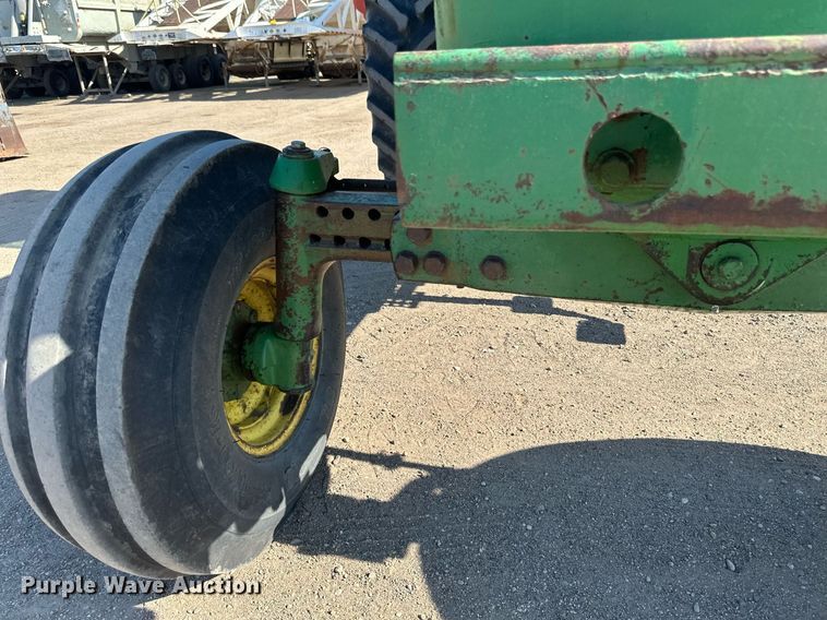 image for item EB2736 1978 John Deere 4640R tractor