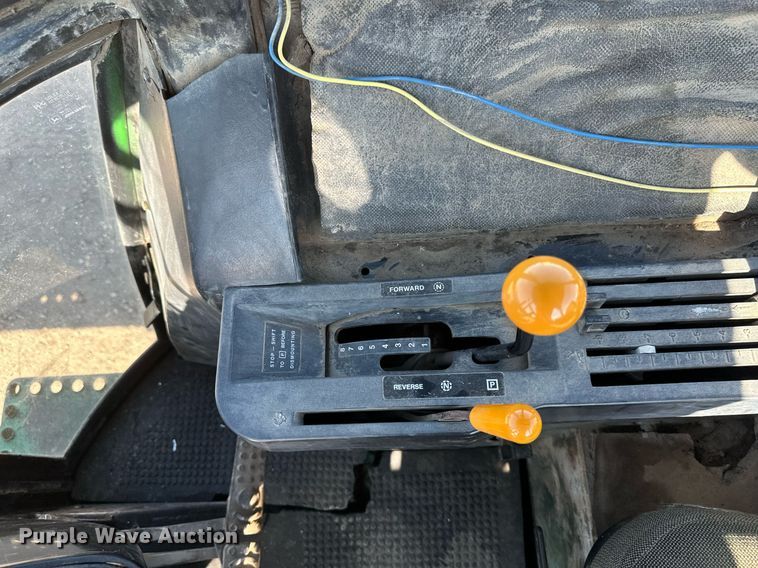 image for item EB2736 1978 John Deere 4640R tractor