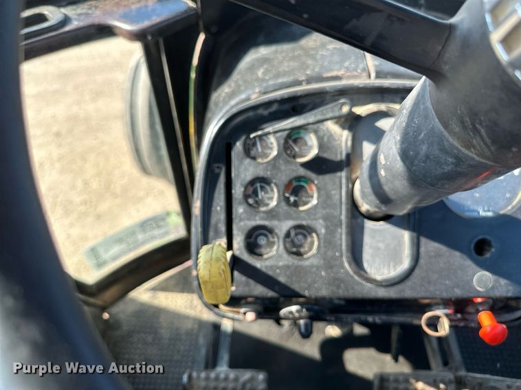 image for item EB2736 1978 John Deere 4640R tractor