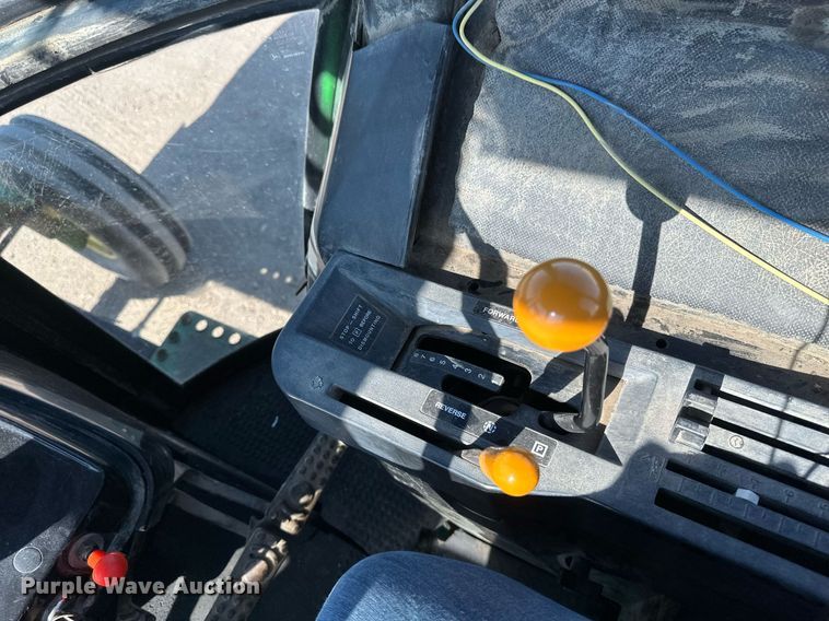 image for item EB2736 1978 John Deere 4640R tractor