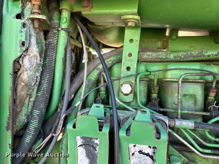 image for item EB2736 1978 John Deere 4640R tractor