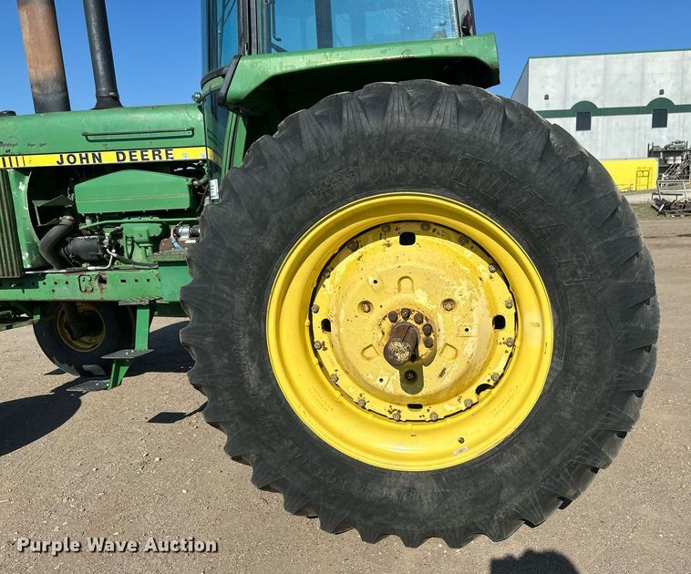 image for item EB2736 1978 John Deere 4640R tractor