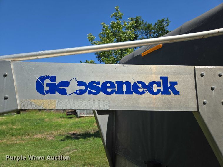 image for item ED2136 2011 Gooseneck 11-24x6'8