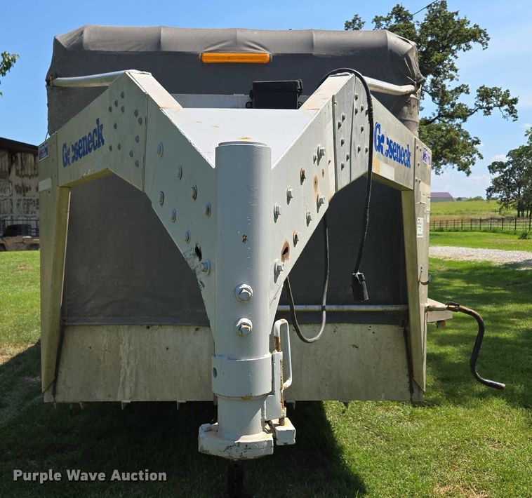 image for item ED2136 2011 Gooseneck 11-24x6'8