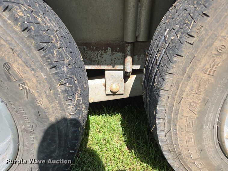 image for item ED2136 2011 Gooseneck 11-24x6'8