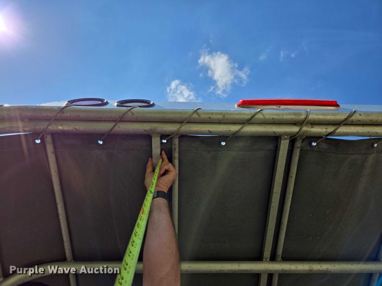 image for item ED2136 2011 Gooseneck 11-24x6'8