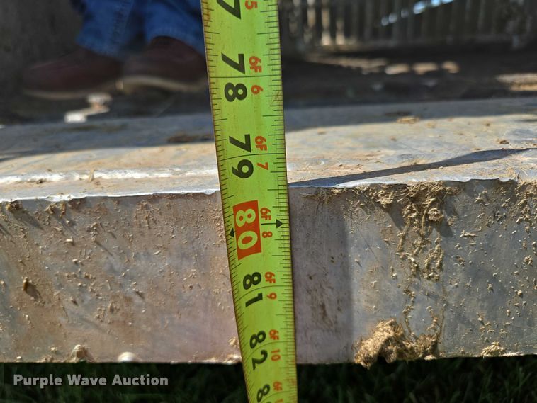 image for item ED2136 2011 Gooseneck 11-24x6'8