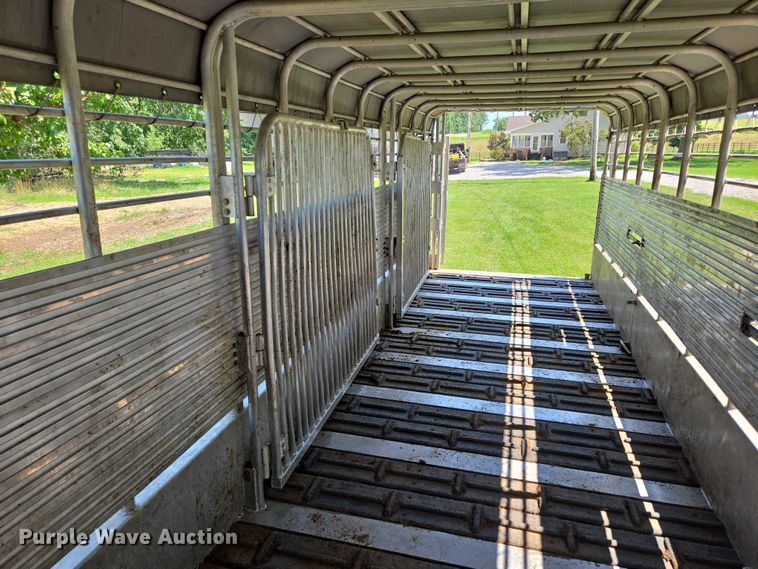 image for item ED2136 2011 Gooseneck 11-24x6'8