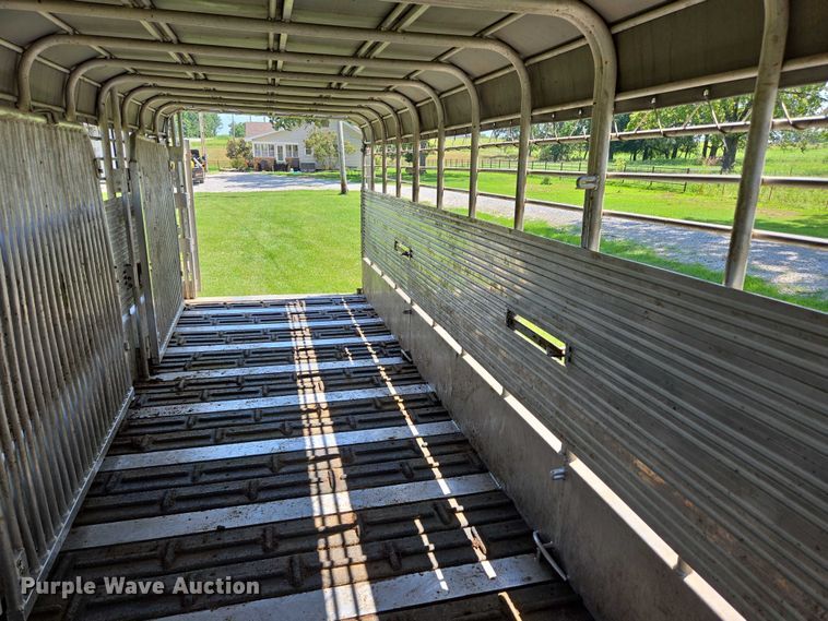 image for item ED2136 2011 Gooseneck 11-24x6'8