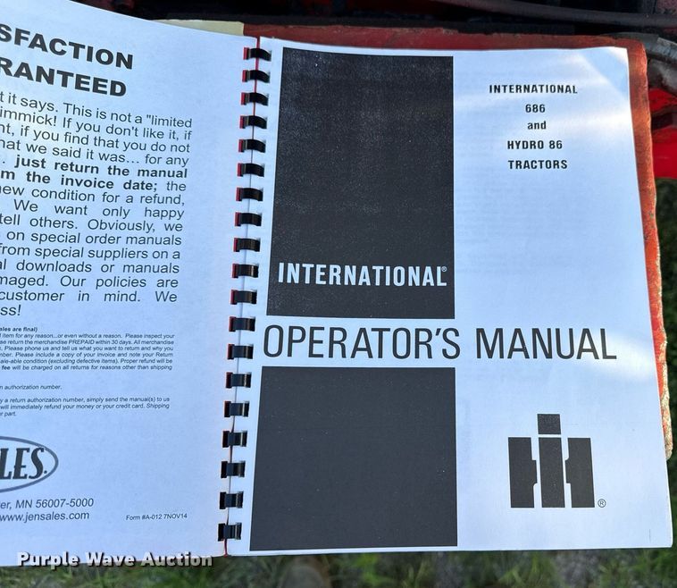 image for item ED4283 1977 International 686 tractor