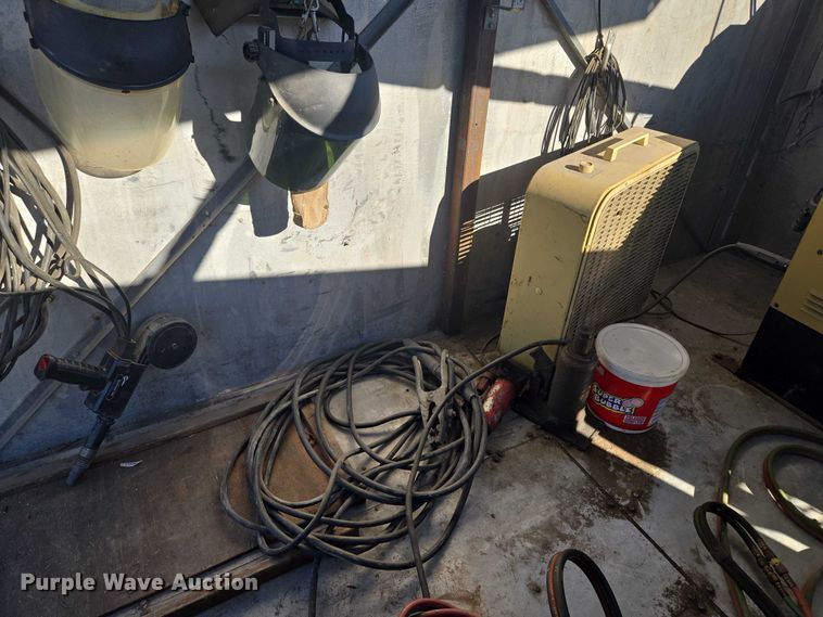 image for item EF1721 Hobart Champion welding trailer