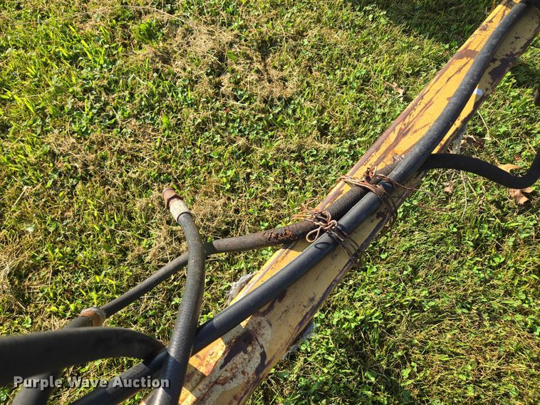 image for item EF1769 New Holland hay rake